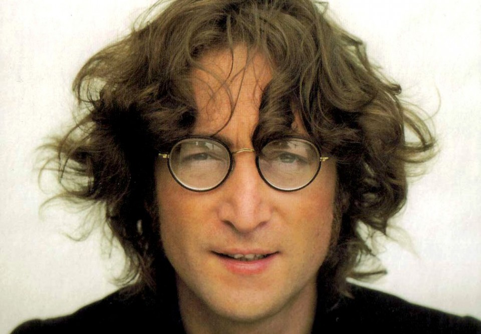 John Lennon Bangkit Lewat Rambut
